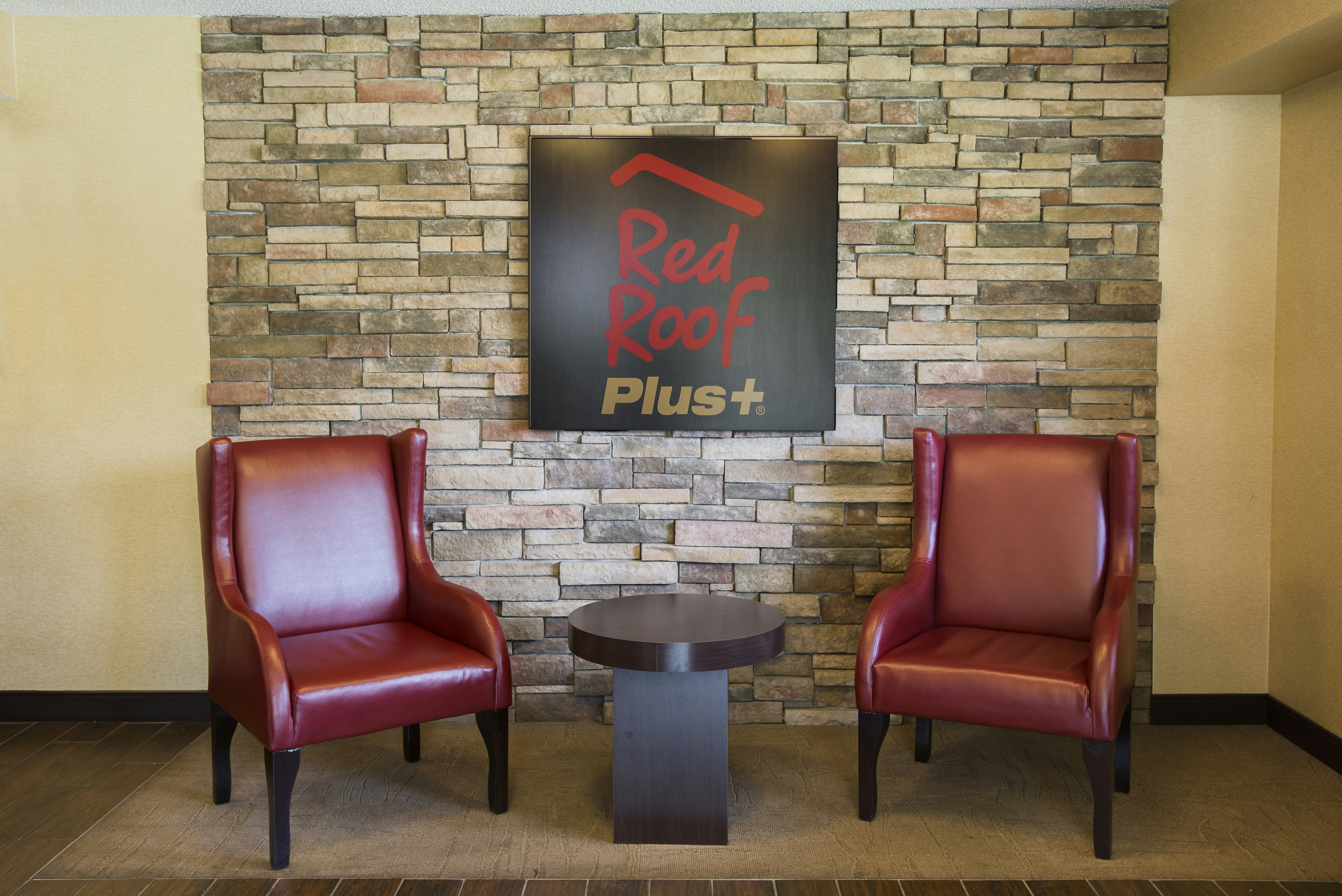 Red Roof Inn Plus Chicago - Willowbrook 32/36