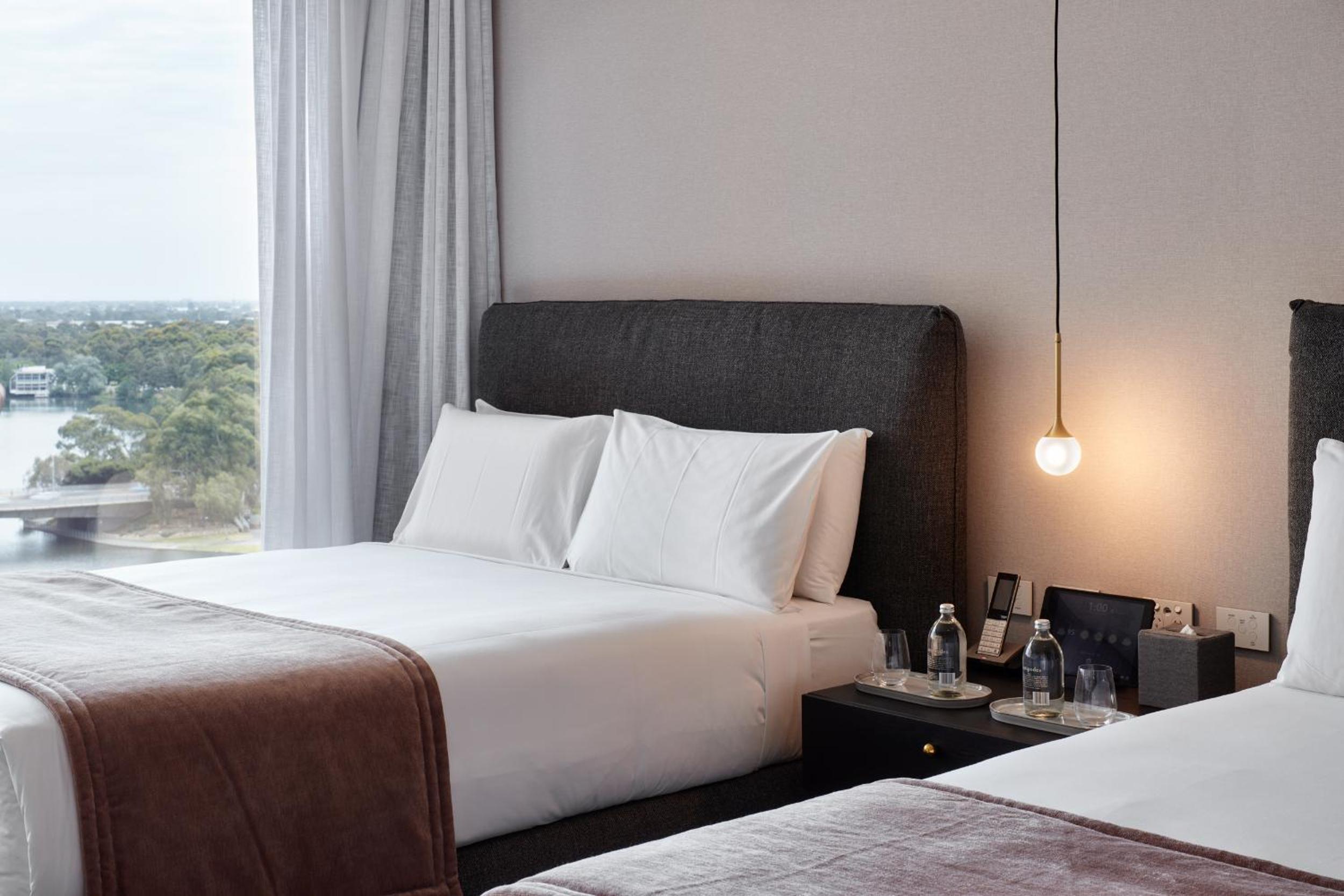 Allure, Twin Beds