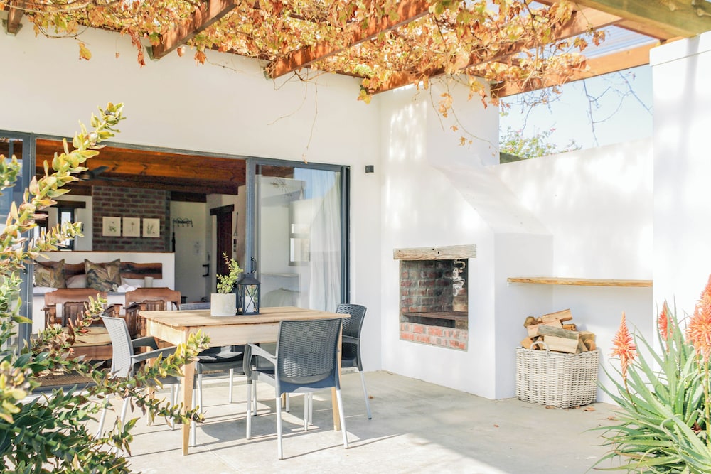 Duikersdrift Winelands Country Escape 10/50