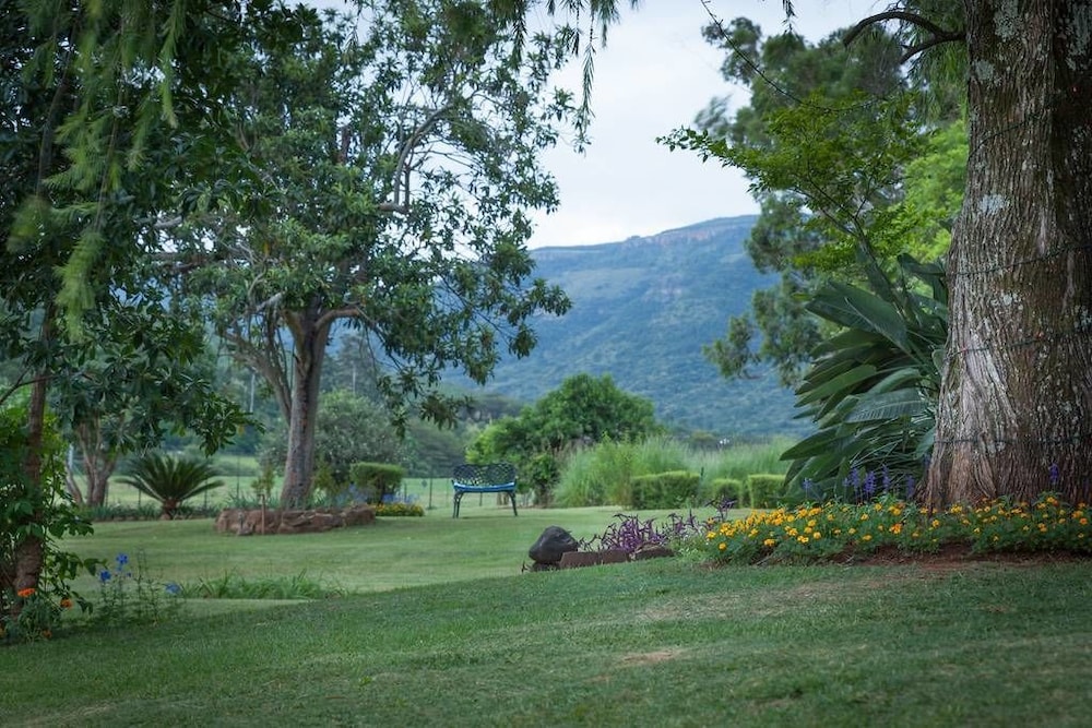 Twin Thorns Guesthouse 20/27