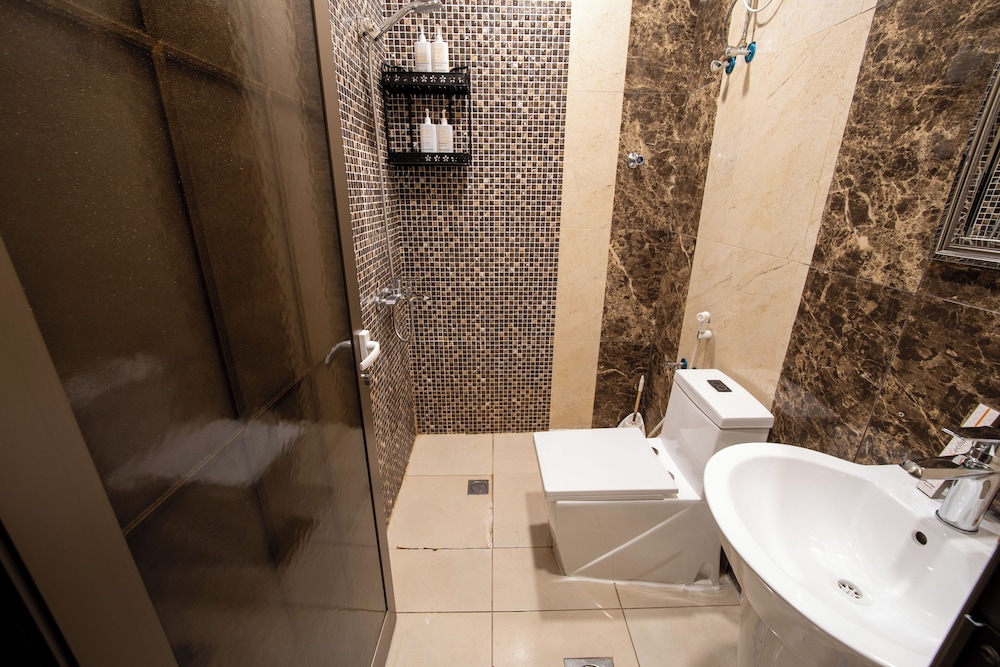 سوات للشقق الفندقية(Swat Furnished Apartment) 50/50