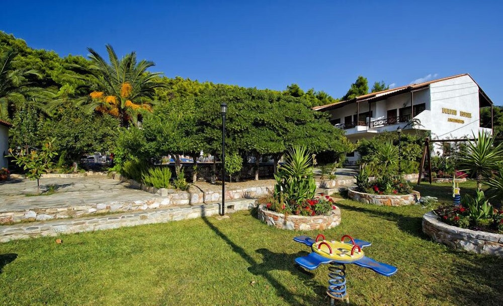 Delphi Resort 52/66