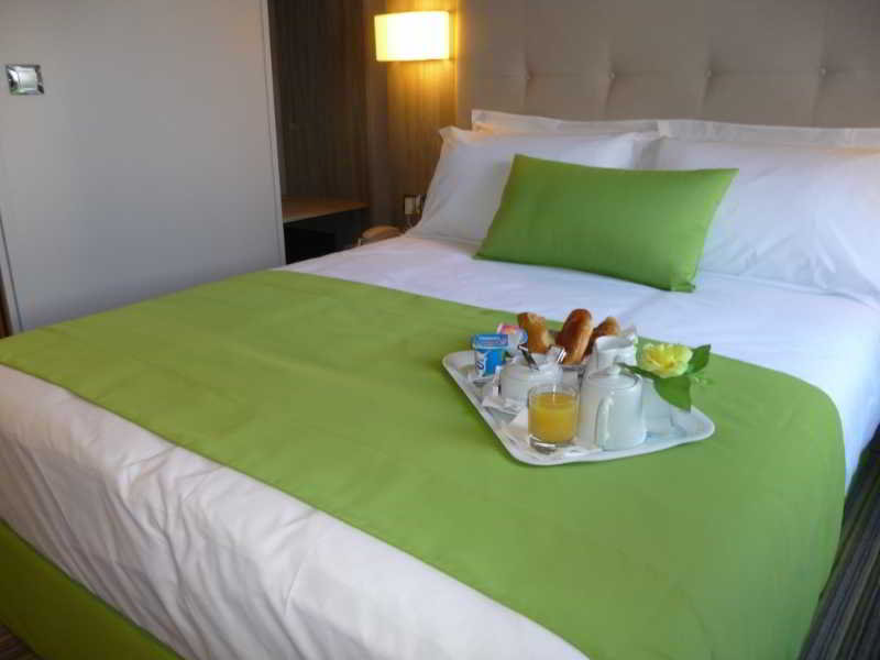Hotel Clemence 10/36