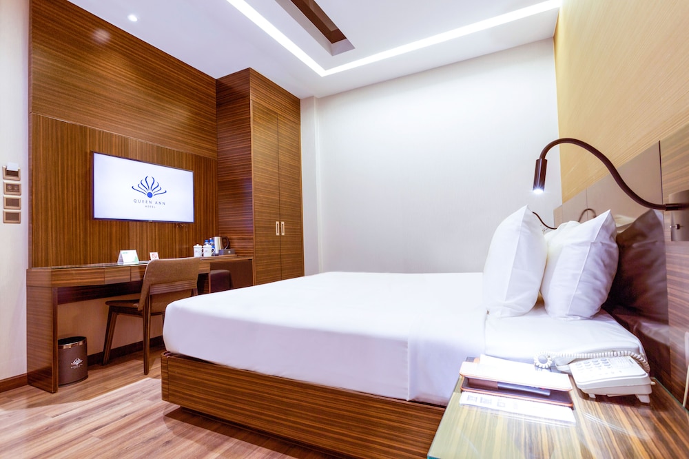 Superior, Queen Bed, No Window، QUEEN ANN HOTEL 3/10
