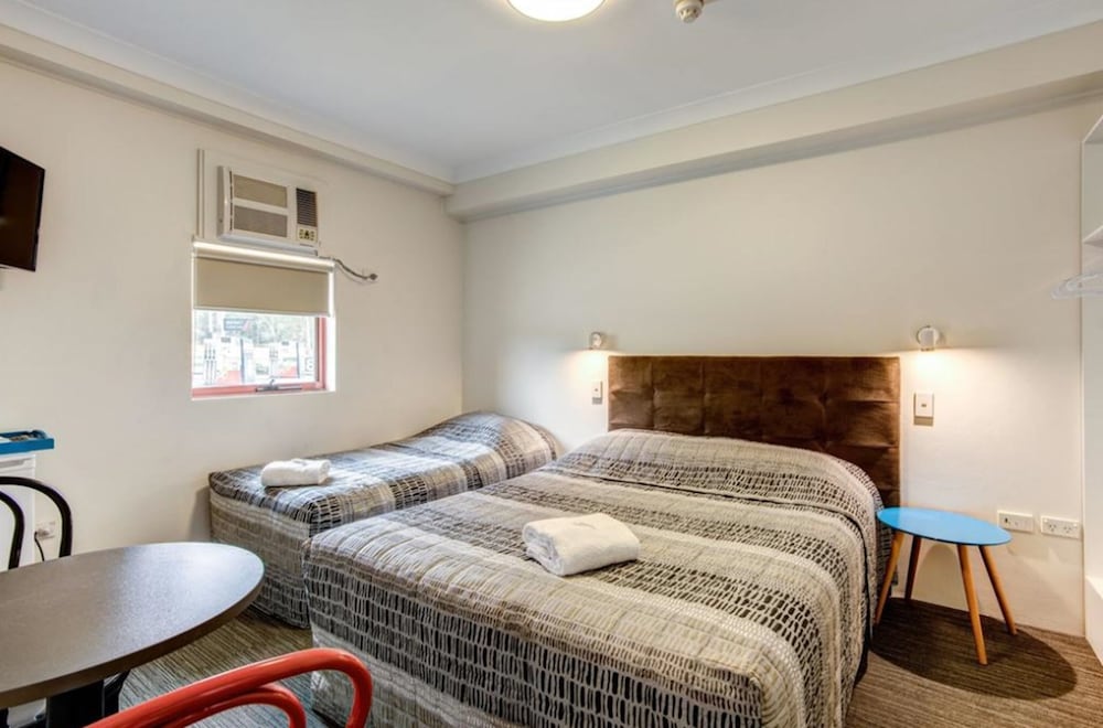 STANDARD, QUEEN OR SINGLE BED