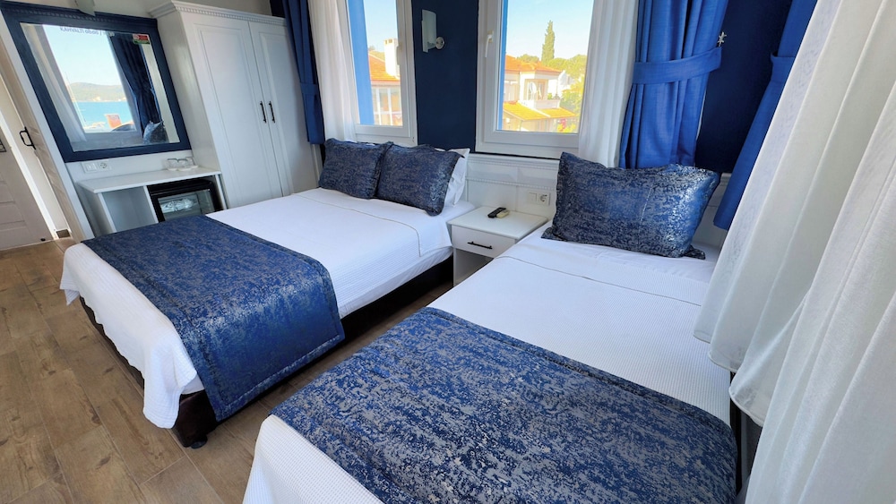 Cunda Ezer Otel 11/63