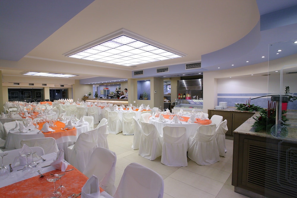 Philoxenia Hotel 51/75