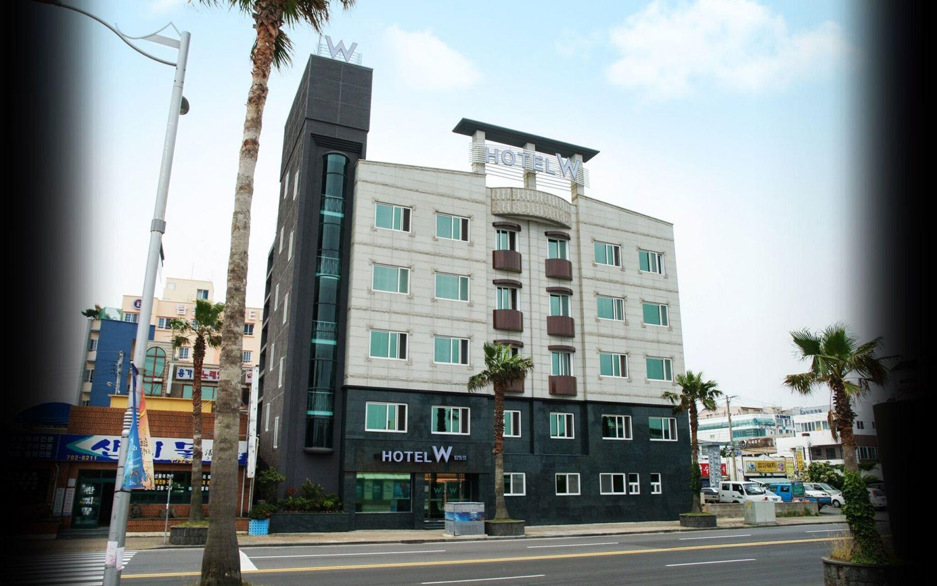 Hotel W Topdong 16/45