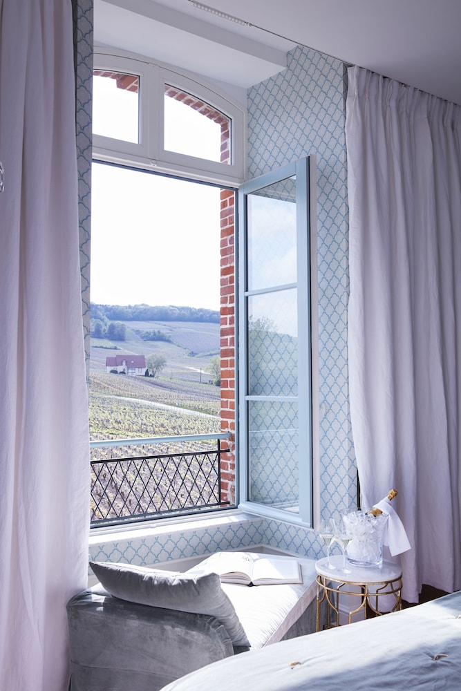 Chateau de Sacy 46/50