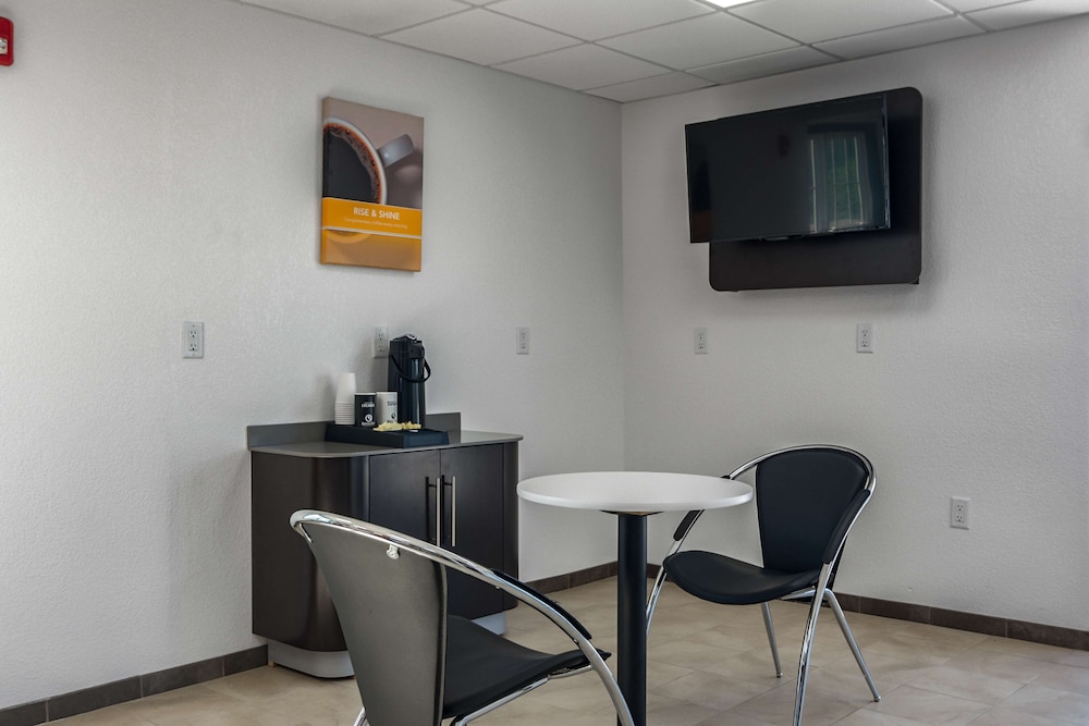 Motel6 White, GA - Cartersville 22/36
