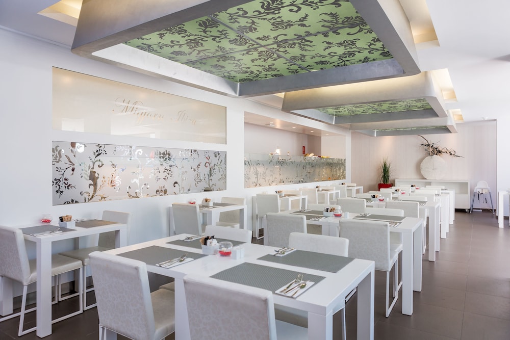 Migjorn Ibiza Suites Spa 35/50
