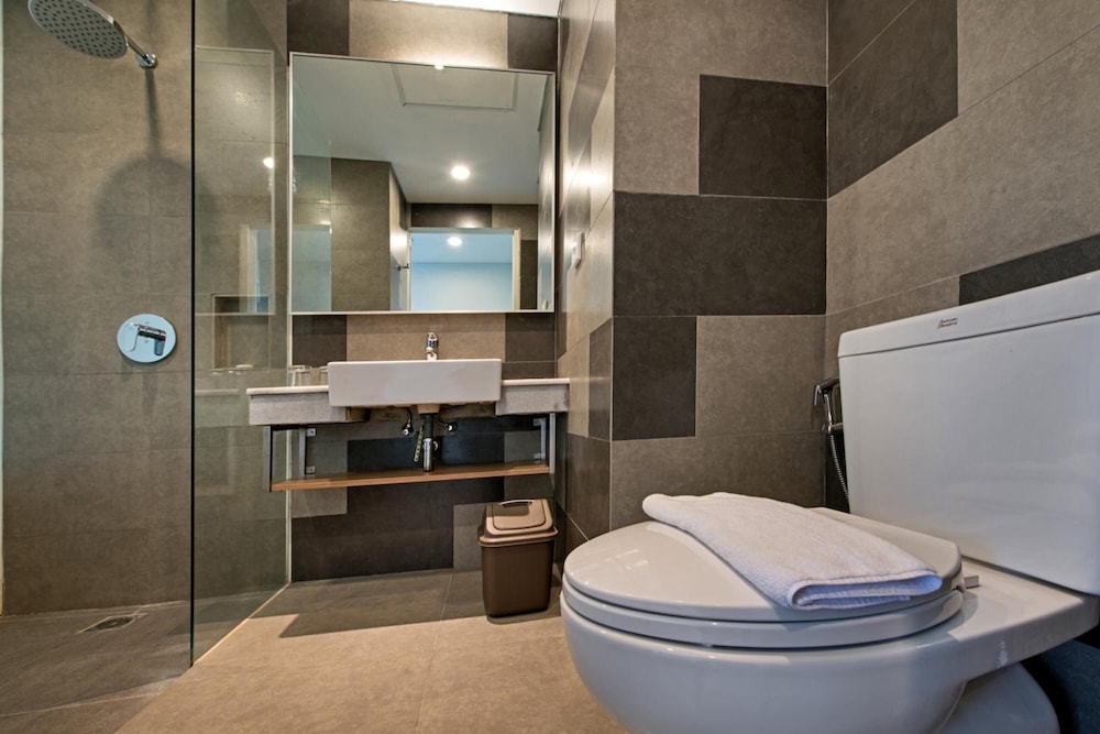 Arte Hotel Bandar Lampung 46/48