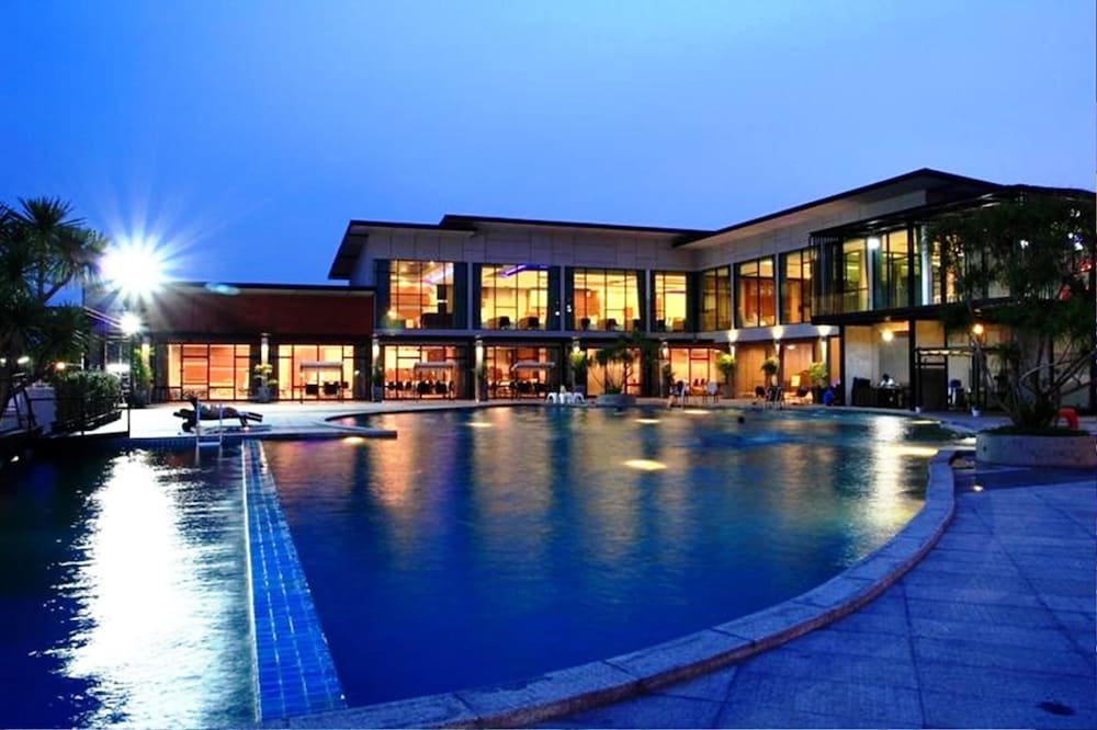 Prajaktra Design Hotel 1/50