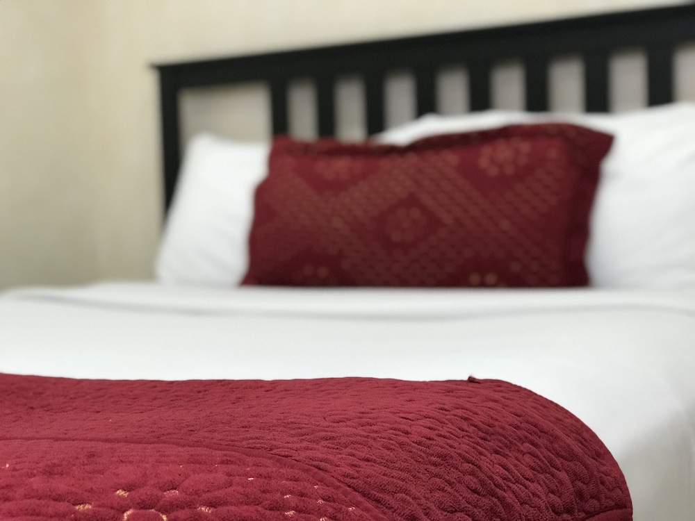 Nite Inn 38/67