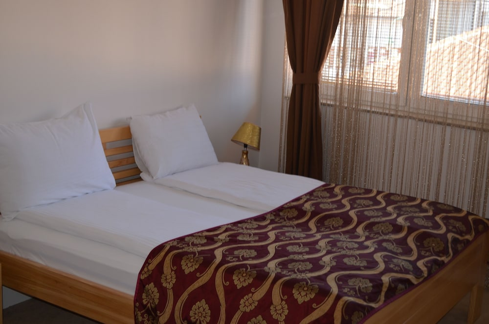 Hotel Berr 24/63