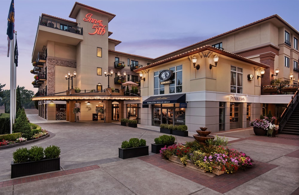 Inn at the 5th 4/45
