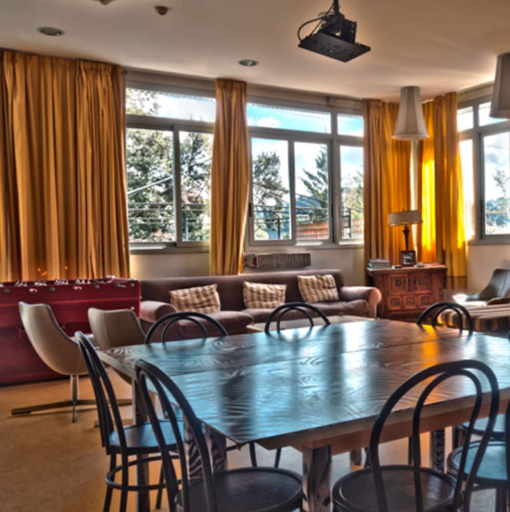 Inout Hostel 33/50