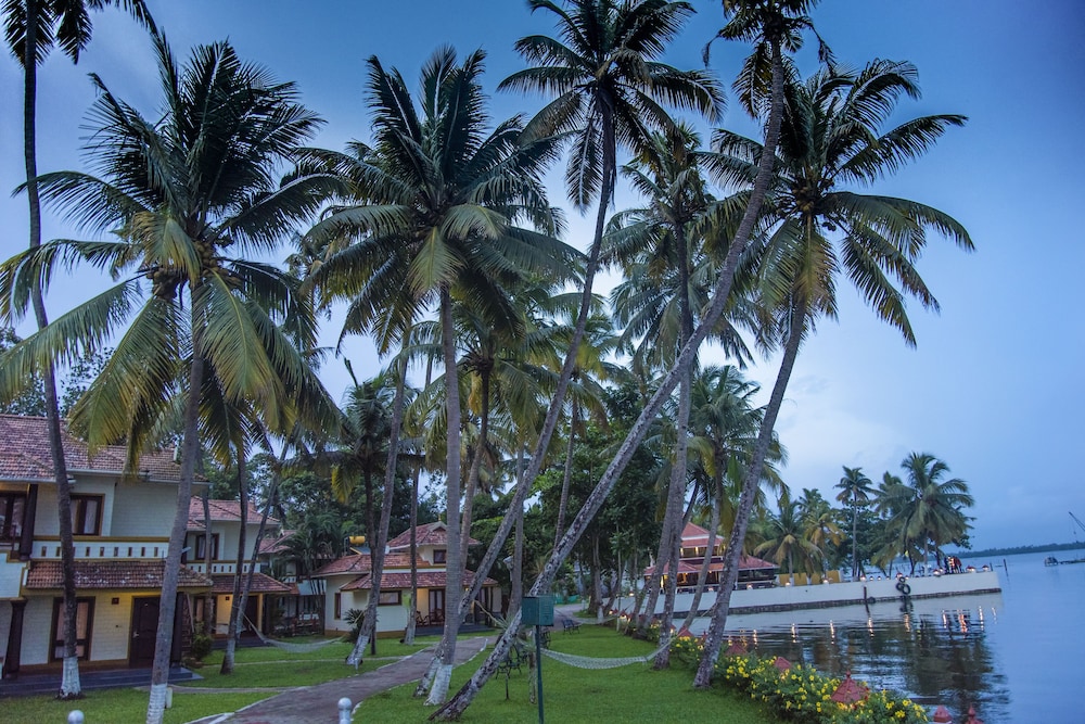 The World Backwaters 35/53