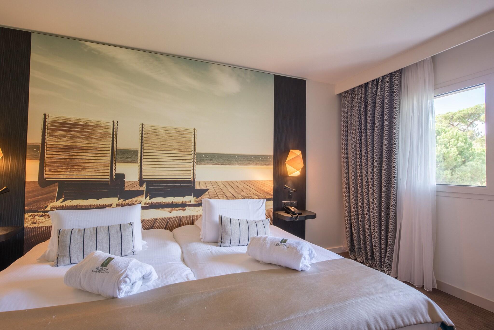 Standard, Twin Beds