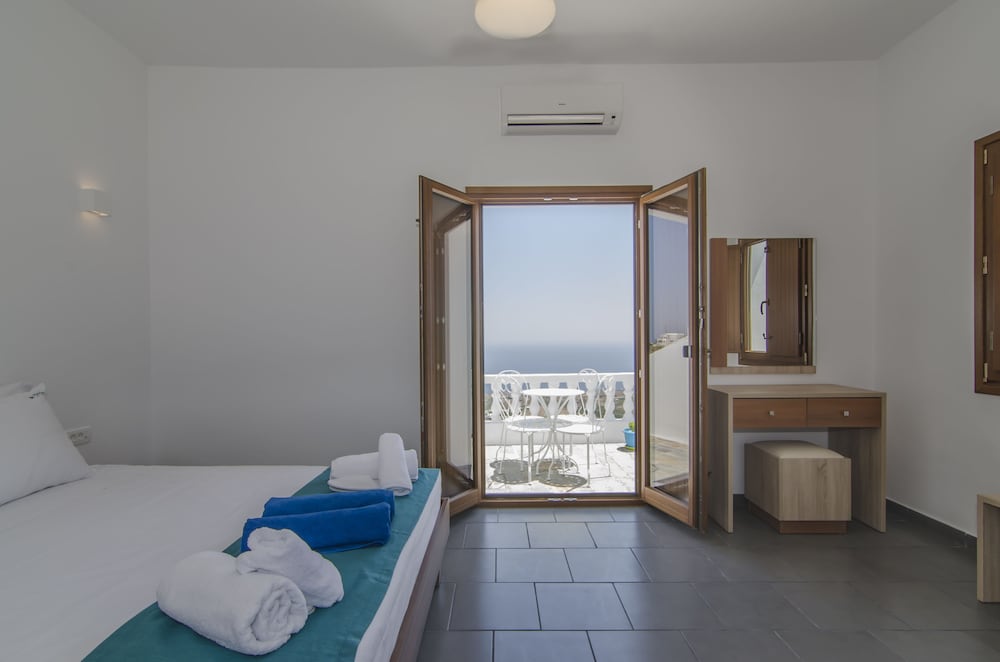 Belle Etoile Villas 52/75