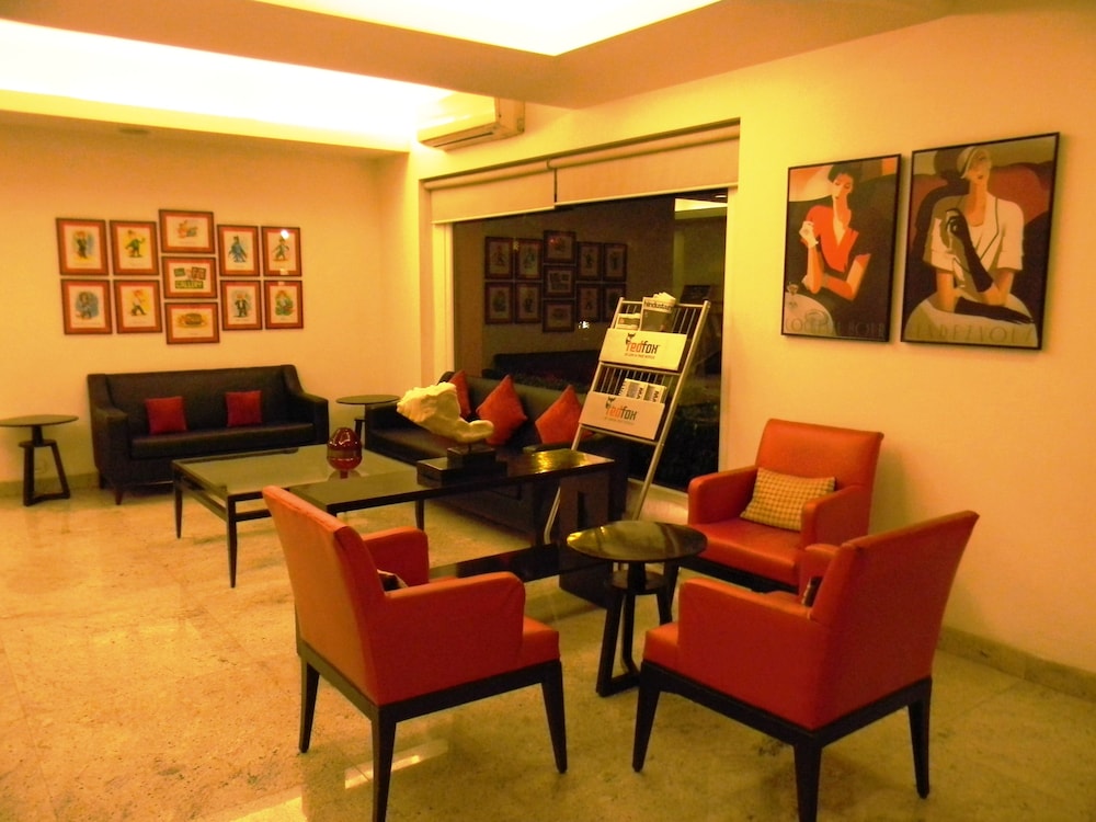 Red Fox Hotel East Delhi 30/59