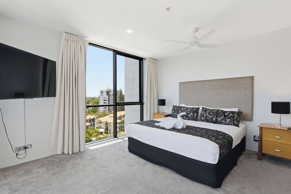 3 Bedrooms, Ocean, Superior, Apartment, King and Queen and Twin Beds