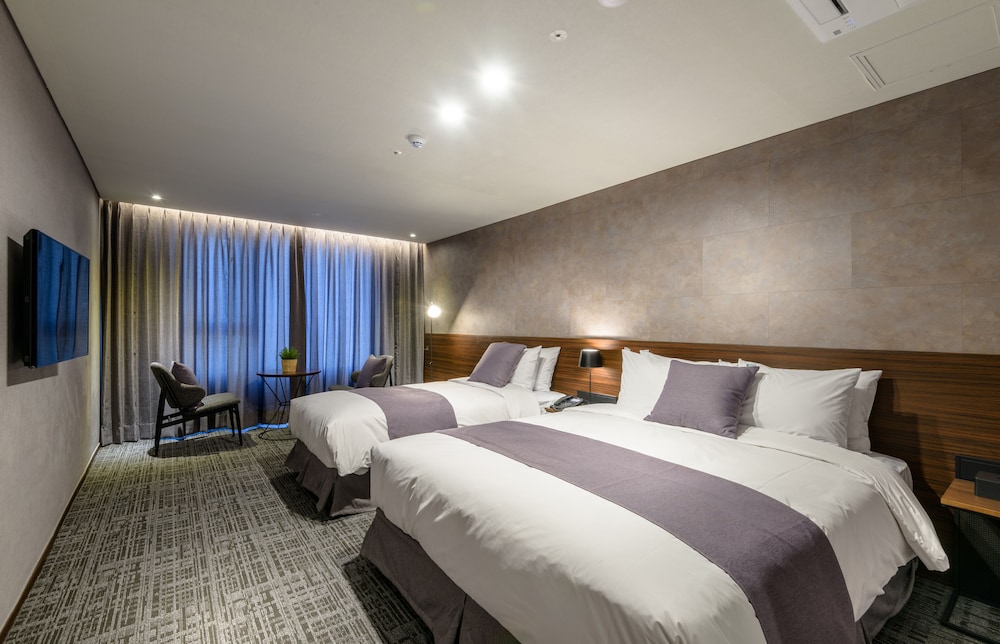 Hotel With Jeju 12/43