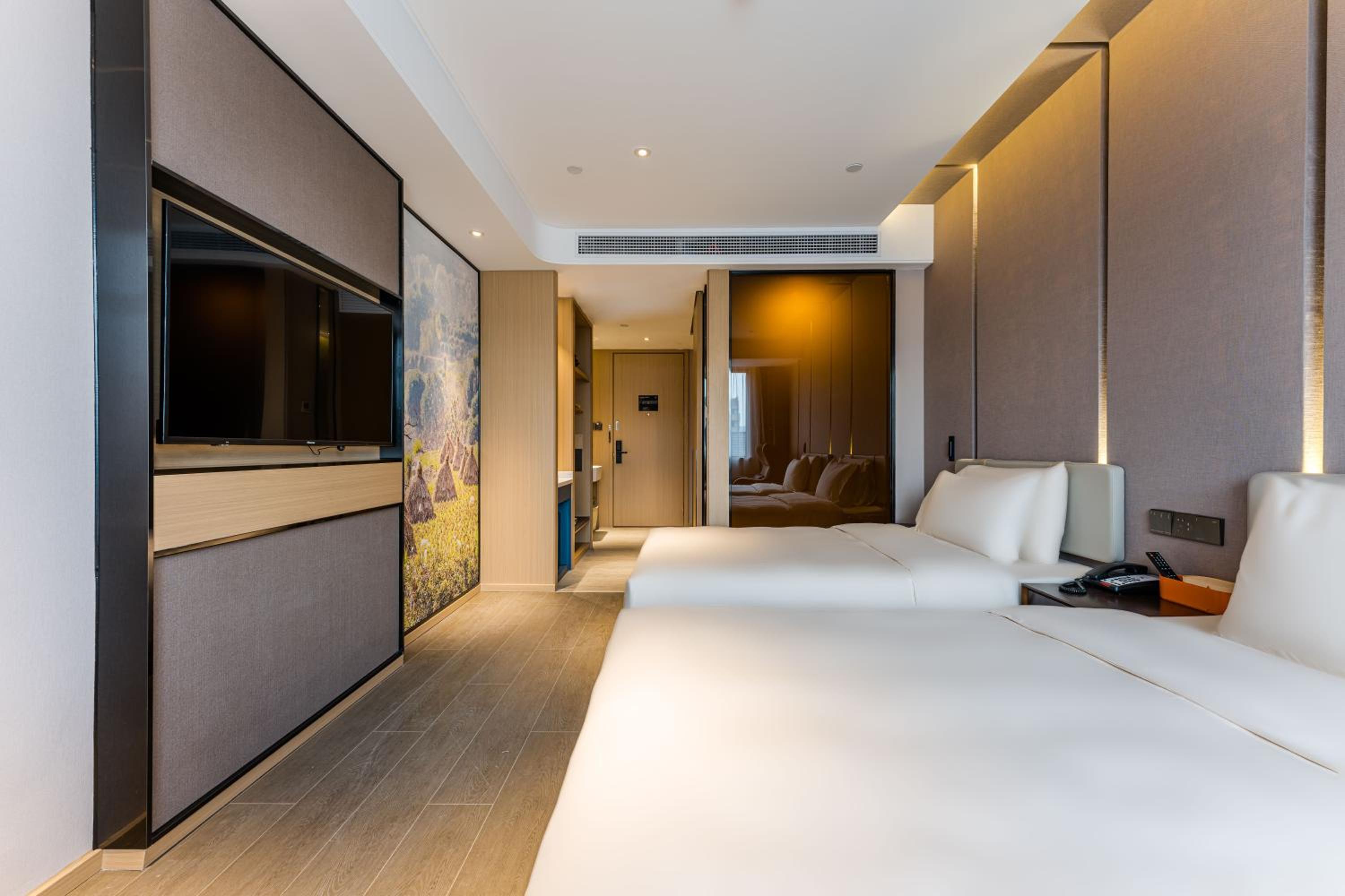Superior, Twin Beds