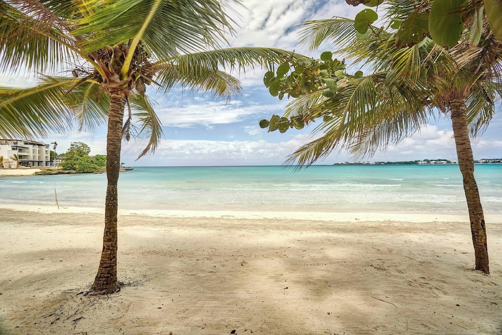 Hideaway at Royalton Negril, An Autograph Collection All-Inclusive Resort - Adults Only 68/72