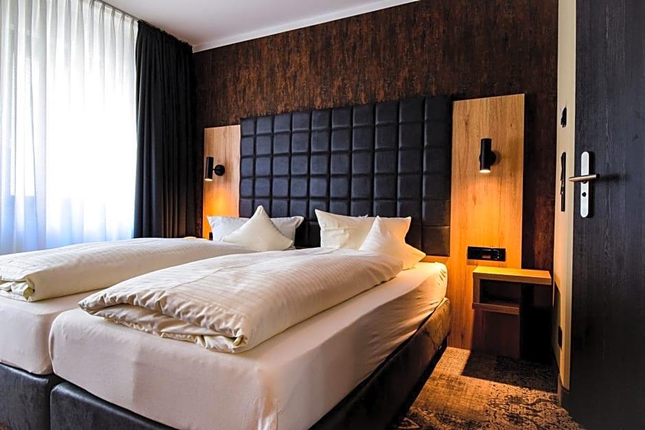 AKZENT Hotel Roter L?we 3/23