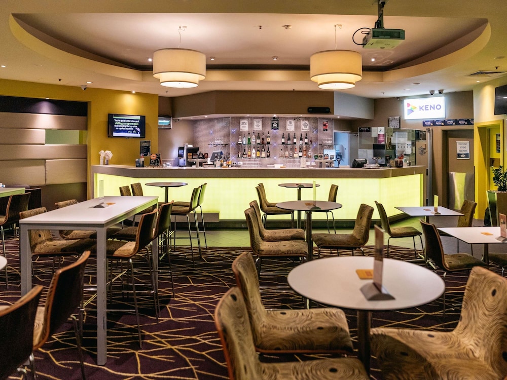 Sofitel Gold Coast Broadbeach 56/66