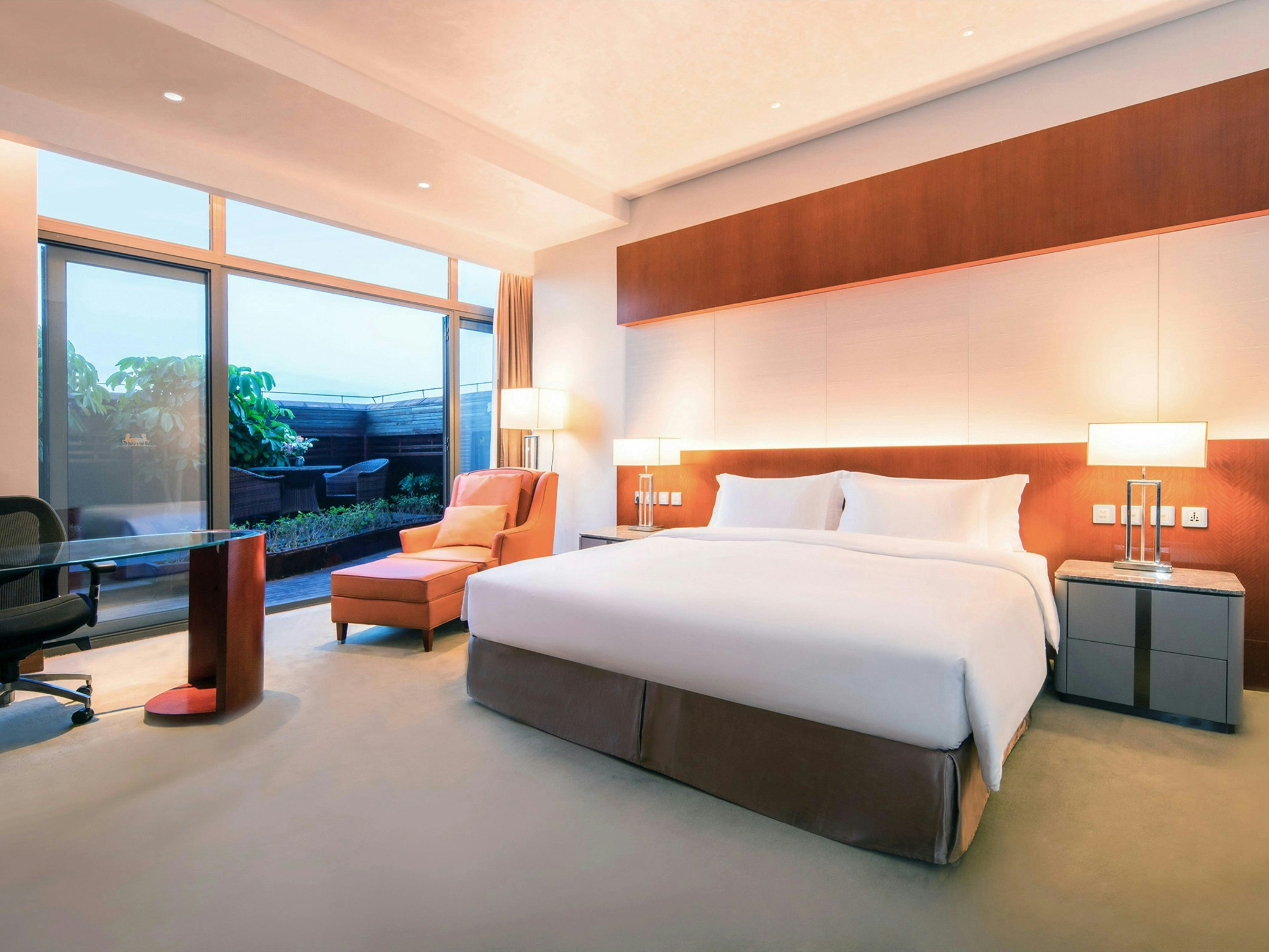 Deluxe, Suite, King Bed