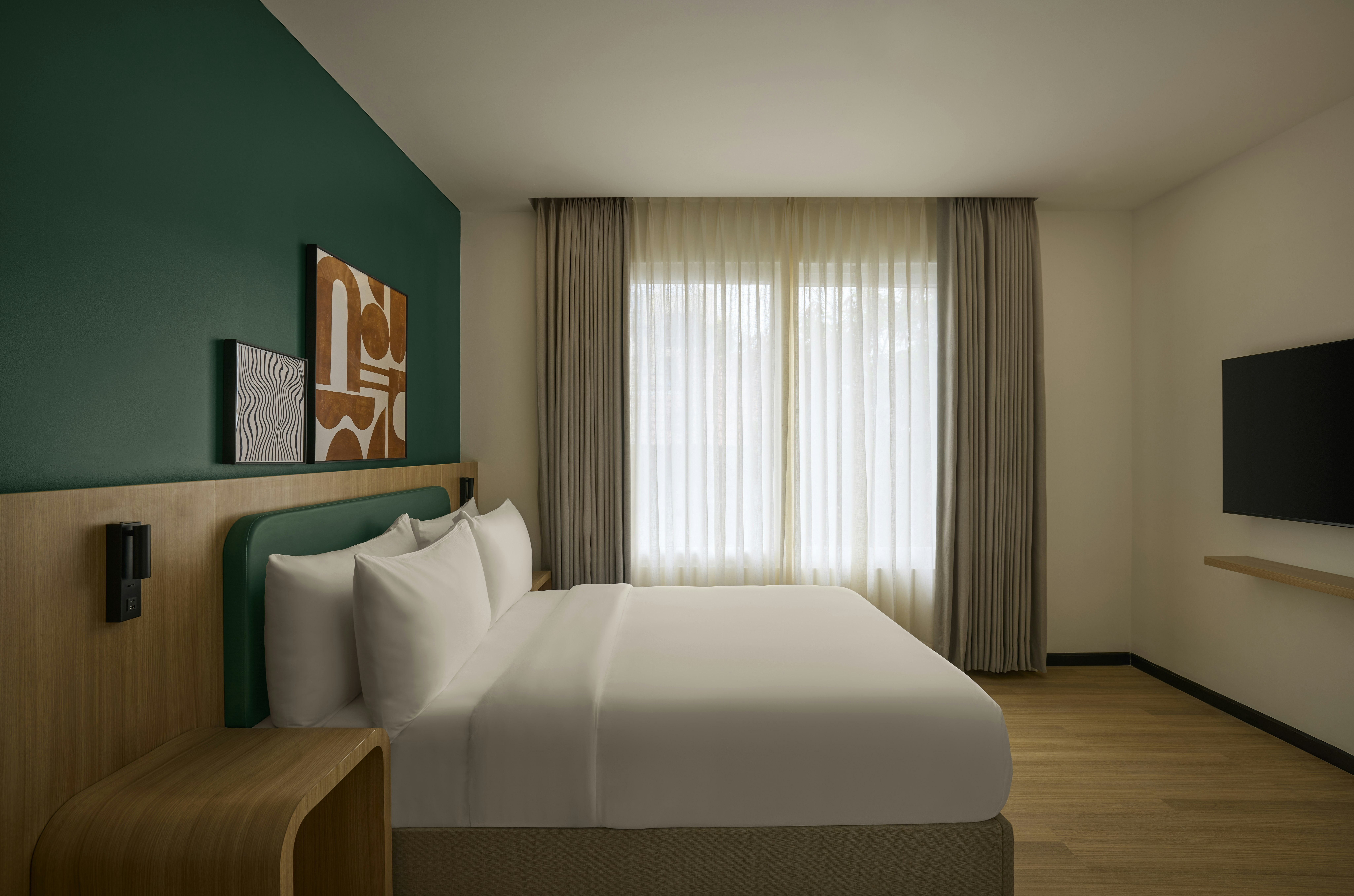 Room, King Bed
