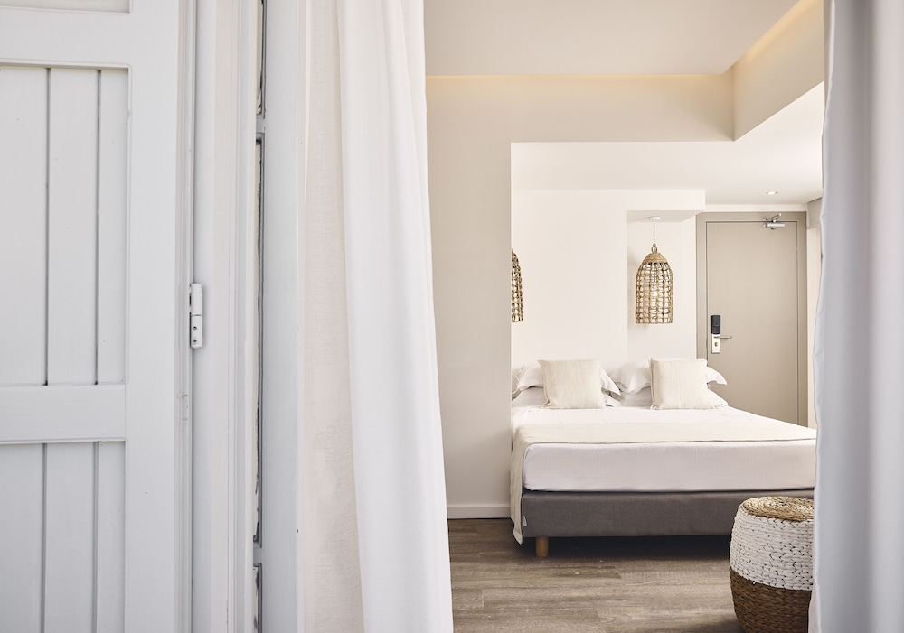 Kythnos Bay Hotel 47/50