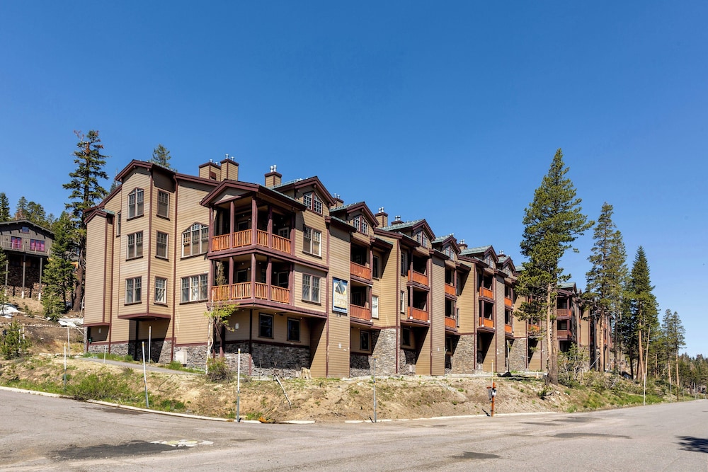 Kirkwood Resort 45/50