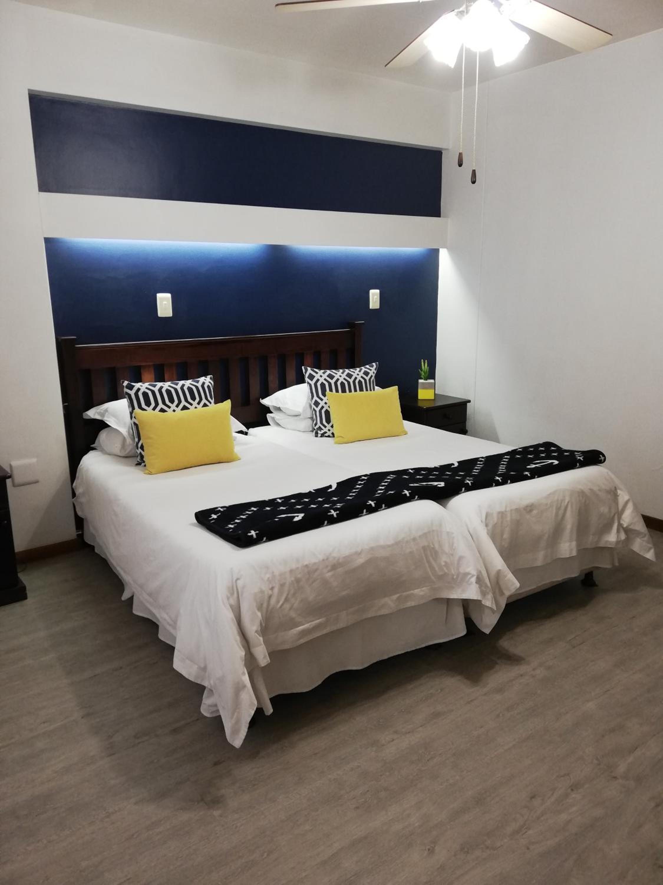 Hoedjiesbaai Hotel 3/26