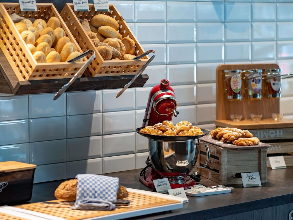 Ibis Styles Hamburg Barmbek photo4