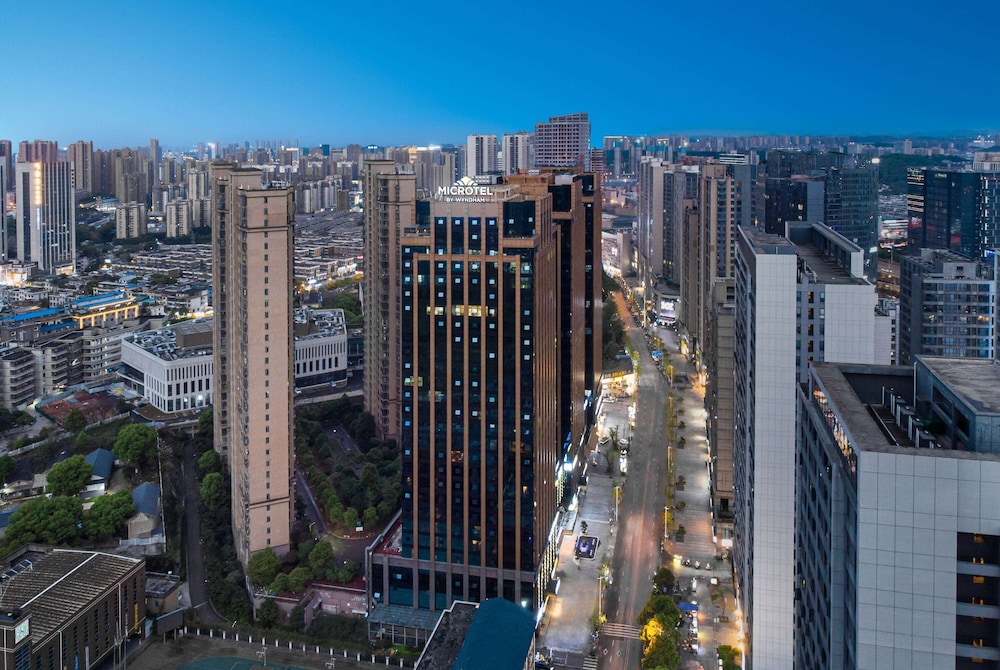Microtel by Wyndham Changsha Yuhua 2/35