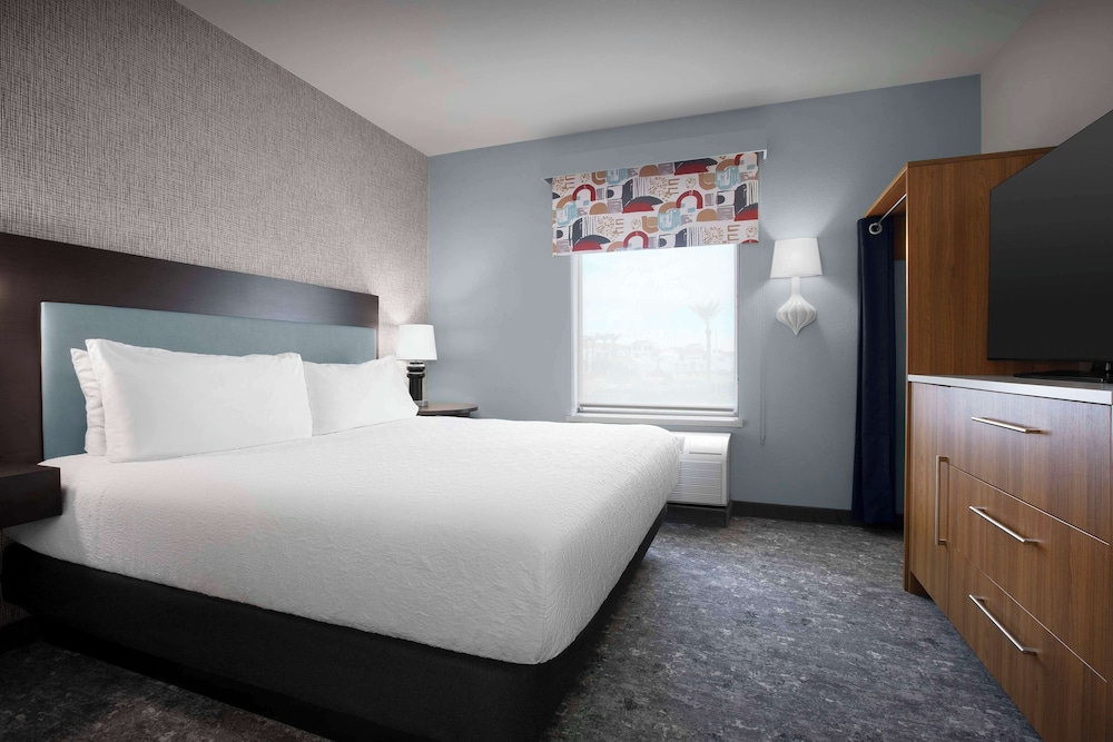 STUDIO, SUITE, KING BED, ACCESSIBLE