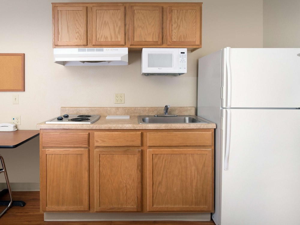 Studio 6 Extended Stay Oklahoma City Norman OK 9/49