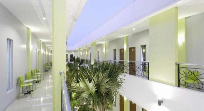 Zaen Hotel Syariah Solo 4/24