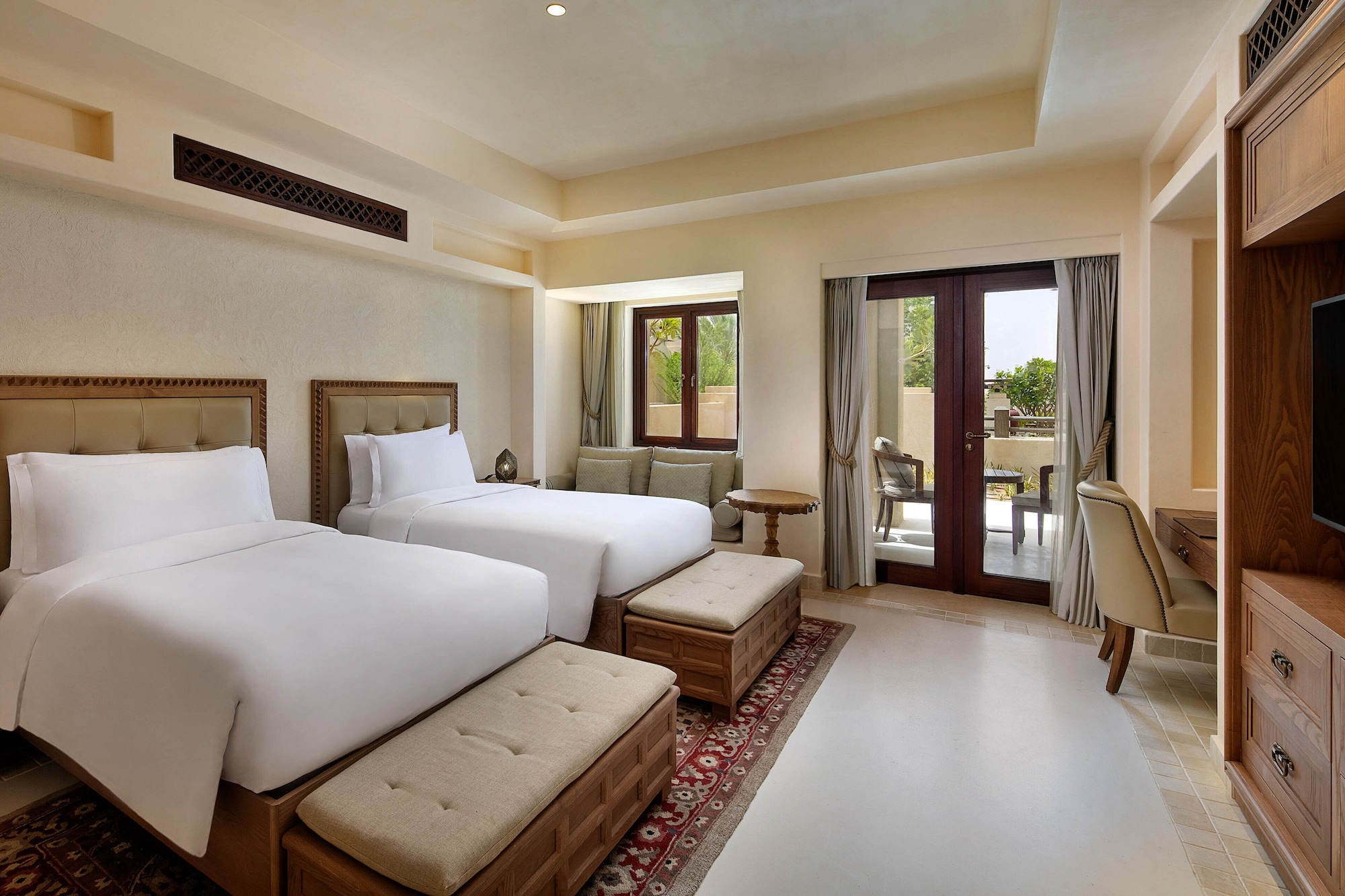 Deluxe, Twin Beds, with View