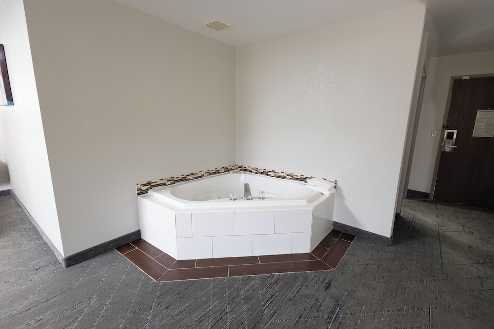 Countryside Inn And Suites 18/40