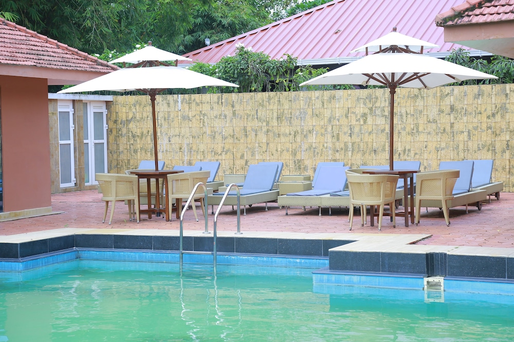 SAJ EARTH RESORT 43/71