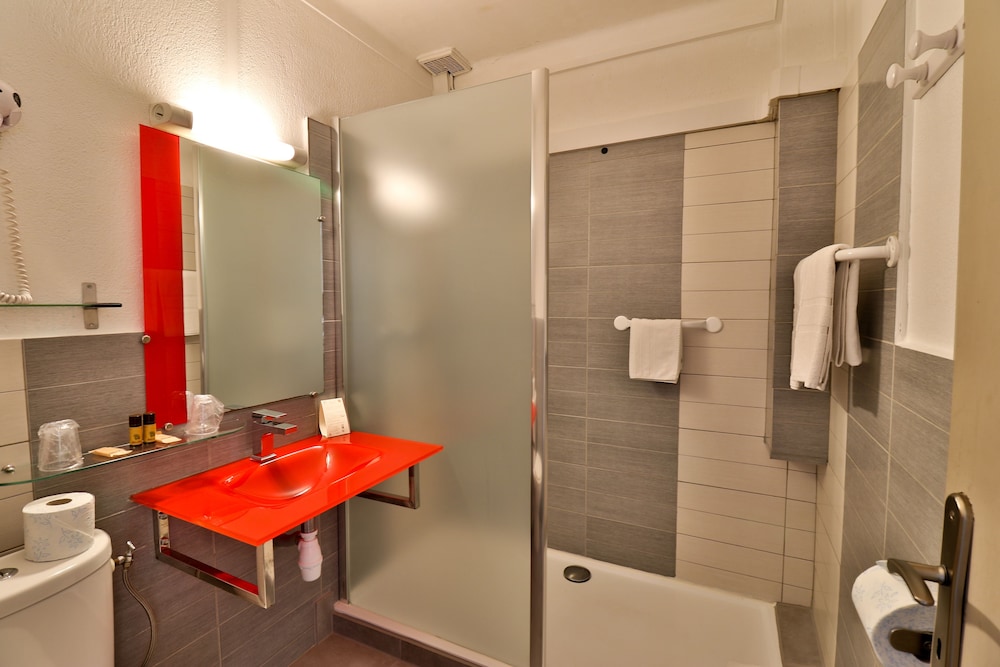 HOtel Le Chardon Bleu 42/43