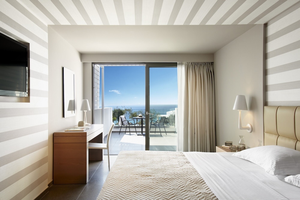 FAMILY SUITE, JUNIOR SUITE, SEA VIEW