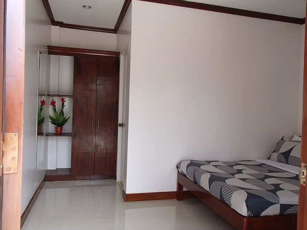 Malapascua Starlight Resort 12/27