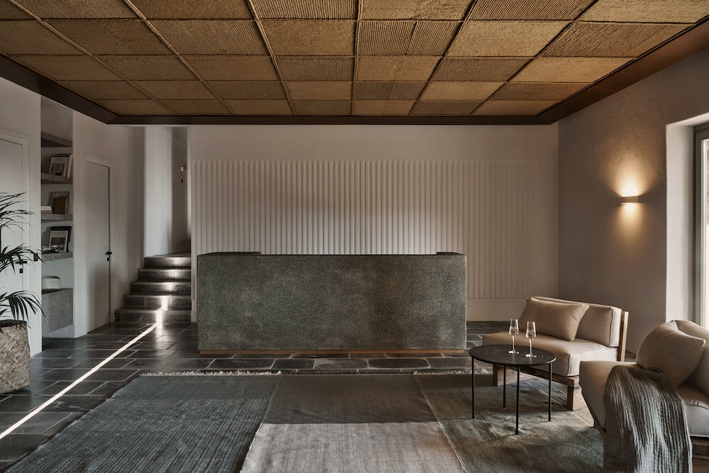 Archipelagos All Suites 20/50