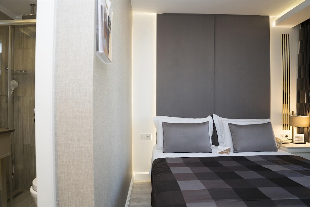 Sky Kamer Boutique Hotel 25/78