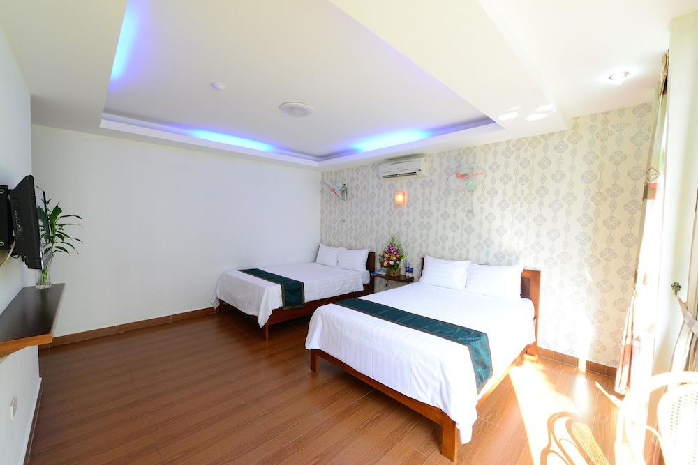 Catba Island Hotel 19/50